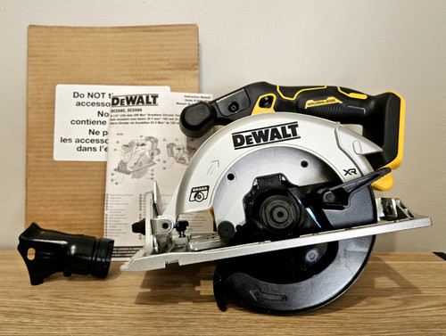Dewalt 20v max 2 - 20v,